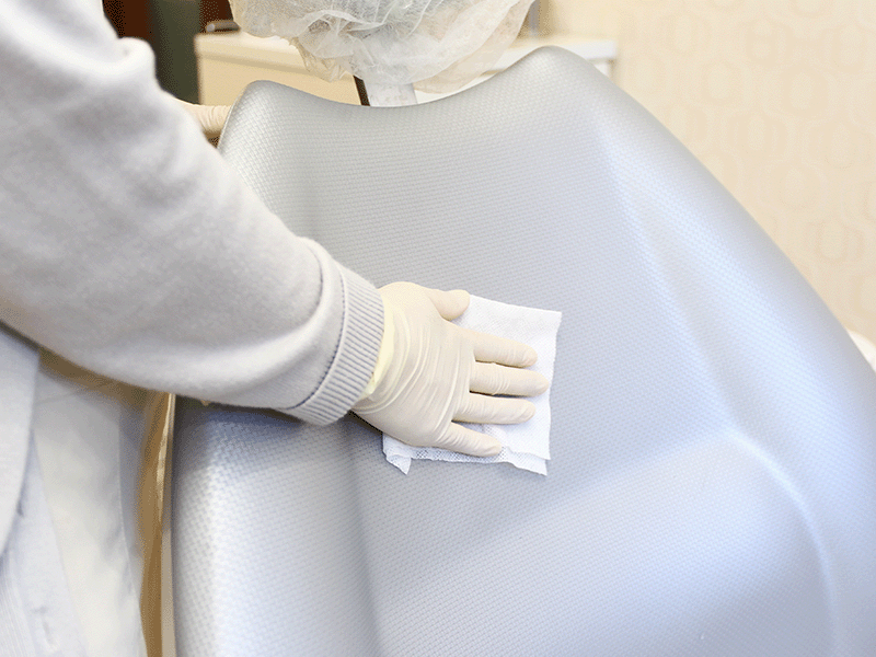 滅菌・消毒の専属スタッフ